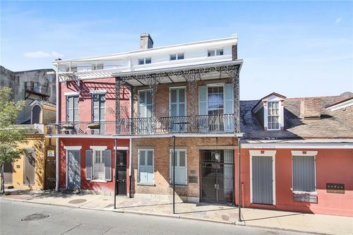 apt-6-425 Burgundy St, New Orleans, LA, 70112-3464 | Card Image