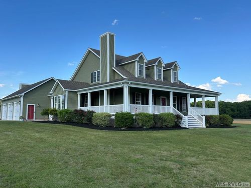 106 Lazy Hill Dr, Ahoskie, NC, 27910-8853 | Card Image