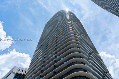 2208-55 Sw 9th St, Miami, FL, 33130-3997 | Card Image