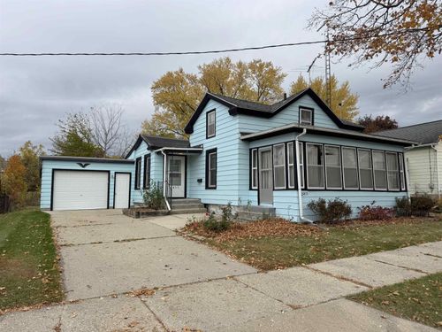 2411 11th St, Monroe, WI, 53566-1814 | Card Image