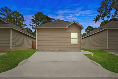 9650 Warm Spg, Willis, TX, 77318-7678 | Card Image