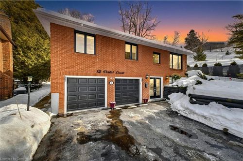 12 Portal Crt, Dundas, ON, L9H6A4 | Card Image