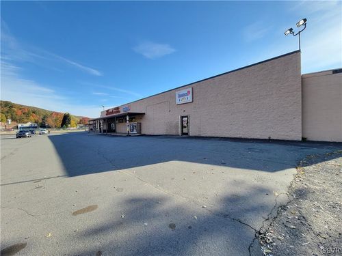 5 Mountain Mall, Shickshinny, PA, 18655-1227 | Card Image