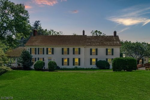 65 Youngs Rd, Basking Ridge, NJ, 07920-4024 | Card Image