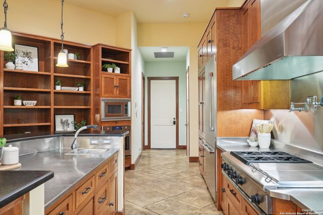 22340 Old Fossil Rd, House other with 3 bedrooms, 4 bathrooms and null parking in San Antonio TX | Image 17