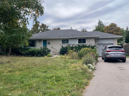 16 Plainsman Rd, Mississauga, ON, L5N1C5 | Card Image
