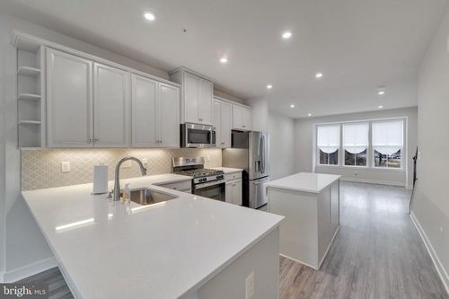 225 Garrett A Morgan Blvd, HYATTSVILLE, MD, 20785-4880 | Card Image