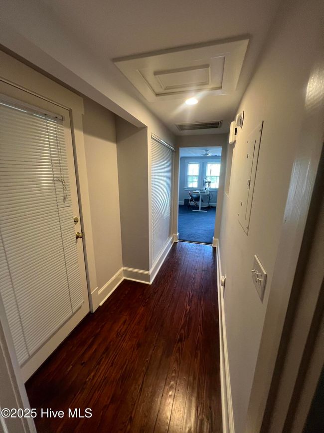 F - 206 N Poplar St, Condo with 1 bedrooms, 1 bathrooms and null parking in Aberdeen NC | Image 4