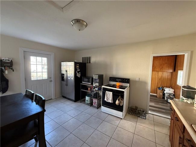 413 W 1 St St, House other with 2 bedrooms, 1 bathrooms and null parking in Cameron MO | Image 26