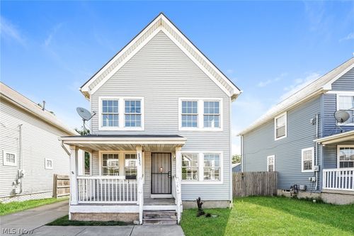 2437 E 64th St, Cleveland, OH, 44104-1752 | Card Image