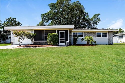 330 Se 46th Ln, Cape Coral, FL, 33904-7500 | Card Image