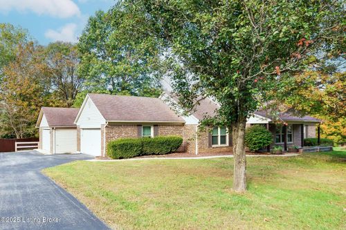 1625 Tina Ct, La Grange, KY, 40031-9345 | Card Image
