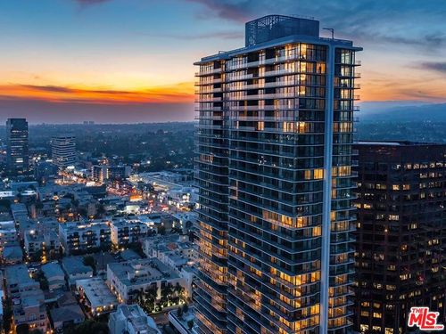 1703-11750 Wilshire Blvd, Los Angeles, CA, 90025-6996 | Card Image