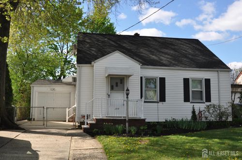 213 Old Post Rd, Edison, NJ, 08817-4535 | Card Image