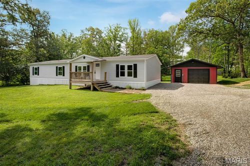 16 Garrett Ln, Defiance, MO, 63341-1713 | Card Image