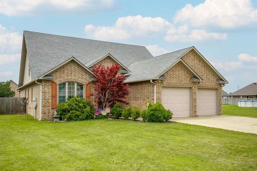 103 Hollis Cv, Bono, AR, 72416-8184 | Card Image