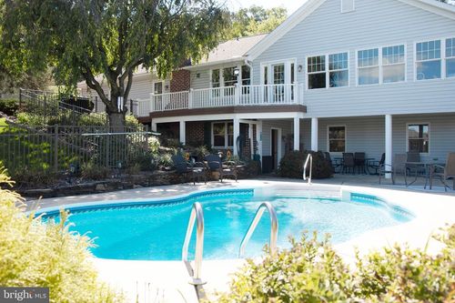 1145 Brownstone Rdg, NEW HOLLAND, PA, 17557-9546 | Card Image