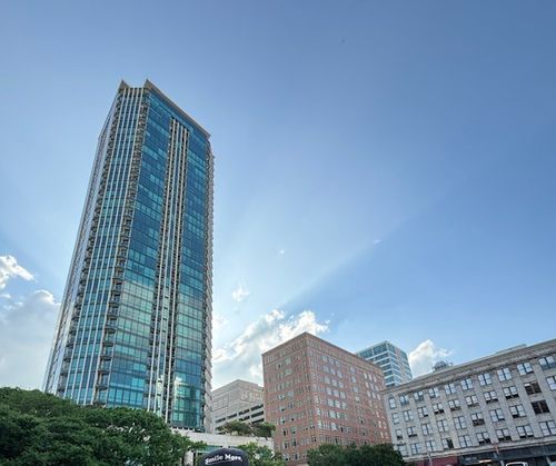 apt-1102-500 Throckmorton St, Fort Worth, TX, 76102-3709 | Card Image