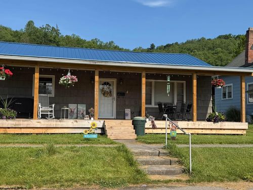 361 Maple Ave, Philippi, WV, 26416-1032 | Card Image