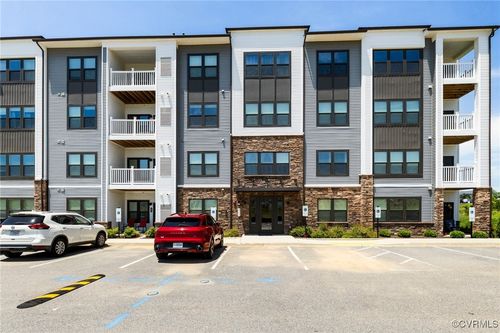 apt-204-3700 Maze Runner Dr, Midlothian, VA, 23112-3639 | Card Image