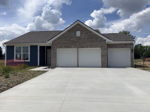 201 Maddoxx Dr, London, OH, 43140-3001 | Card Image