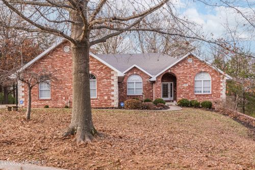 1715 Chelle Ln, Jefferson City, MO, 65101-6009 | Card Image