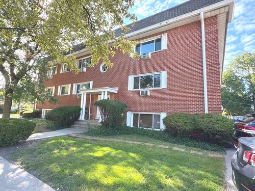 apt-106-727 Maple Ave, Oak Park, IL, 60304-1061 | Card Image