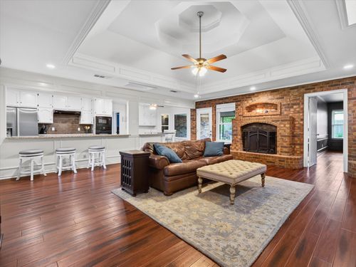 7304 Shady Hollow Ln, North Richland Hills, TX, 76182-7710 | Card Image