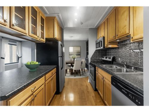 223-4110 Rahn Rd, Eagan, MN, 55122-2194 | Card Image