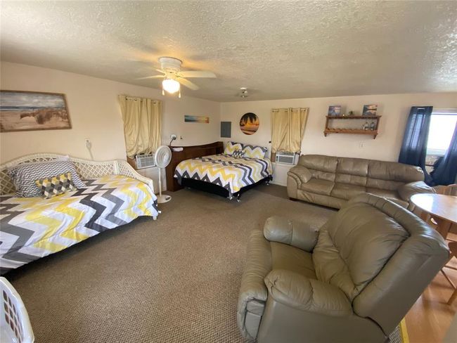 450 Matagorda St, Home with 1 bedrooms, 1 bathrooms and null parking in Matagorda TX | Image 16