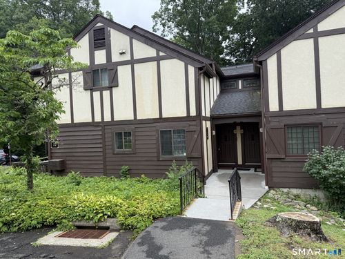 10-10 Tara Dr, Brookfield, CT, 06804-2733 | Card Image