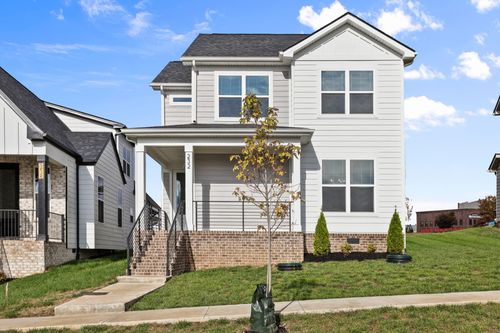 232 Franklin St, Pleasant View, TN, 37146-2203 | Card Image