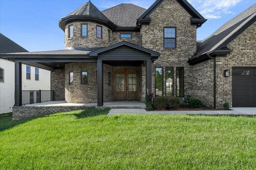 413 Weston Park, Lexington, KY, 40515-5725 | Card Image