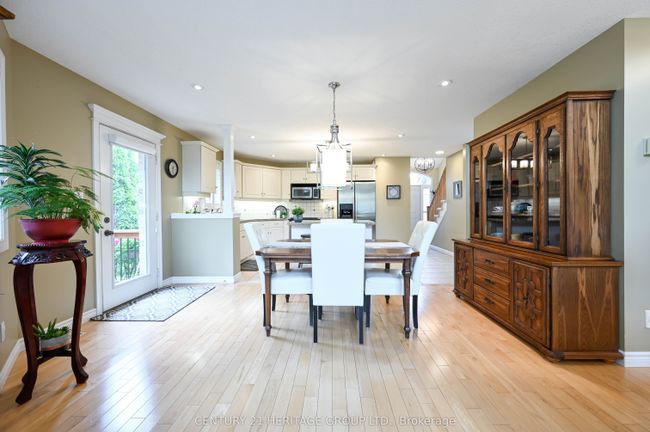2 - 10 Zimmerman Dr, Condo with 3 bedrooms, 3 bathrooms and 1 parking in Caledon ON | Image 10