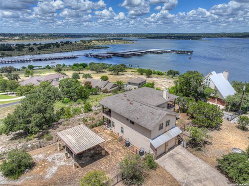 1525 W Lakeside Dr, Canyon Lake, TX, 78133 | Card Image