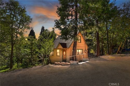 1262 Bear Springs Rd, Rimforest, CA, 92378 | Card Image