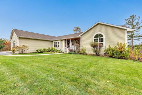 4006 Elkins Road, AMHERST, WI, 54406 | Card Image