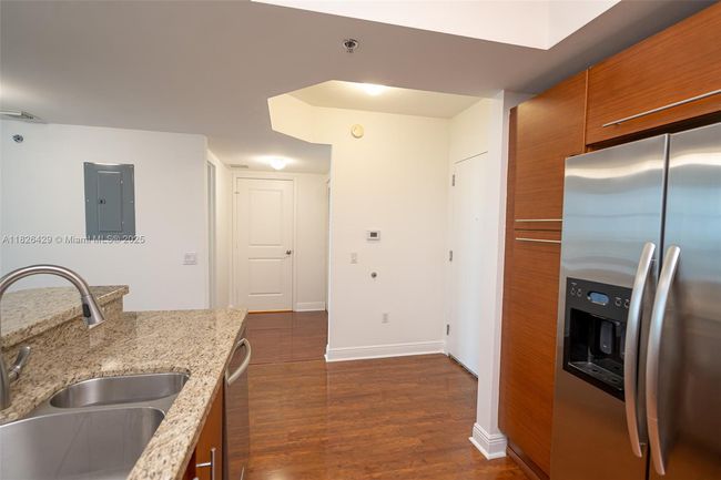 APT-1603N - 2641 N Flamingo Rd, Condo with 2 bedrooms, 2 bathrooms and null parking in Sunrise FL | Image 56