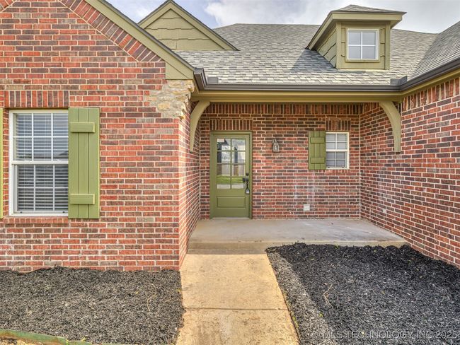 311 E 126 Th St S, House other with 3 bedrooms, 2 bathrooms and null parking in Jenks OK | Image 6