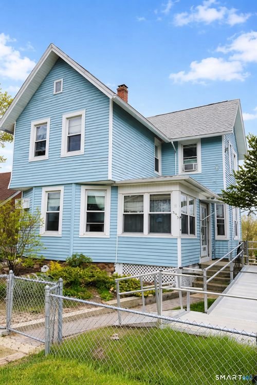 545 Burritt St, New Britain, CT, 06053-2823 | Card Image