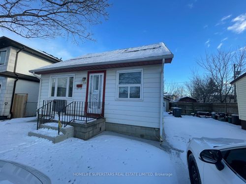 3130 Merritt Ave, Mississauga, ON, L4T1P3 | Card Image