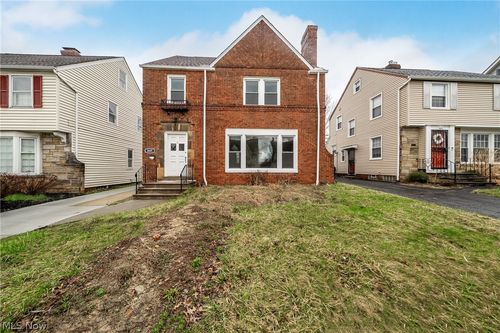 3601 Tullamore Rd, Cleveland Heights, OH, 44118-3022 | Card Image