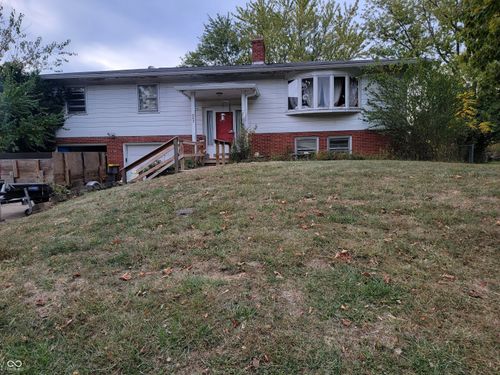 807 Bittersweet Ln, Anderson, IN, 46011-2401 | Card Image