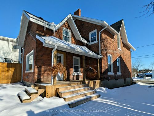 55 Bridge St W, Napanee, ON, K7R2C4 | Card Image