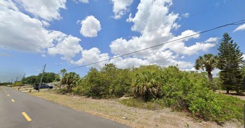 661 Clearview Dr, Port Charlotte, FL, 33953-2042 | Card Image