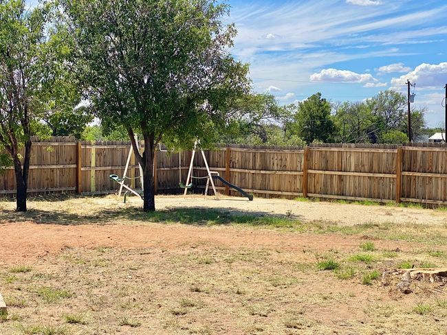 3007 S Anderson Rd, House other with 3 bedrooms, 1 bathrooms and 2 parking in Big Spring TX | Image 17