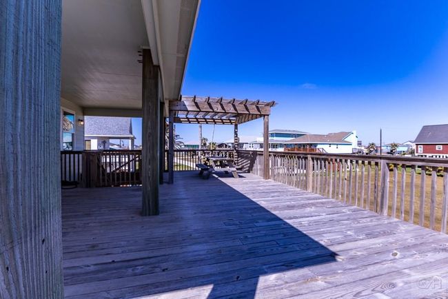 13111 Buccaneer Pkwy, House other with 3 bedrooms, 2 bathrooms and 1 parking in Freeport TX | Image 32