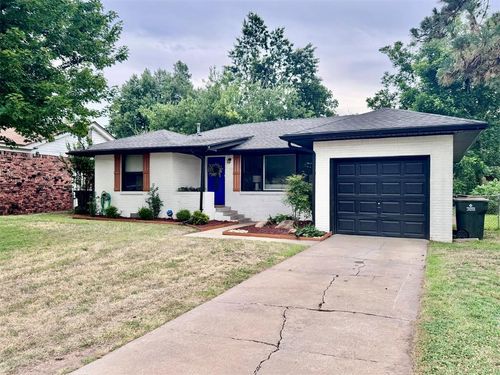1622 Oxford Way Street, The Village, OK, 73120 | Card Image