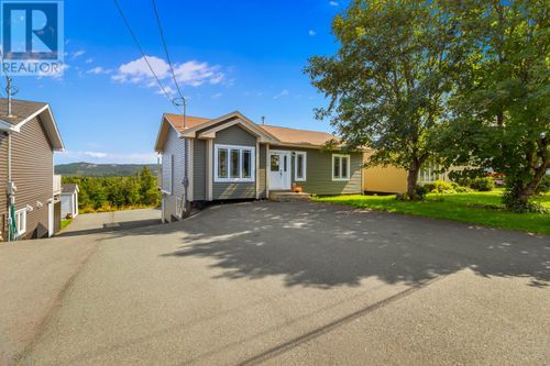 33 Farmland Lane, Conception Bay South, NL, A1X7L7 | Card Image