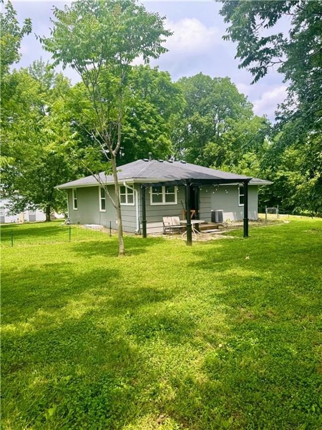 908 N 8 Th St, House other with 3 bedrooms, 1 bathrooms and null parking in Lansing KS | Image 26